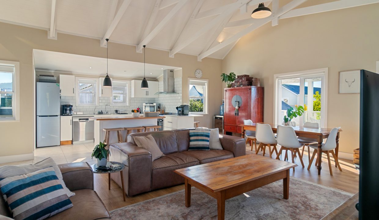 3 - Open plan living space