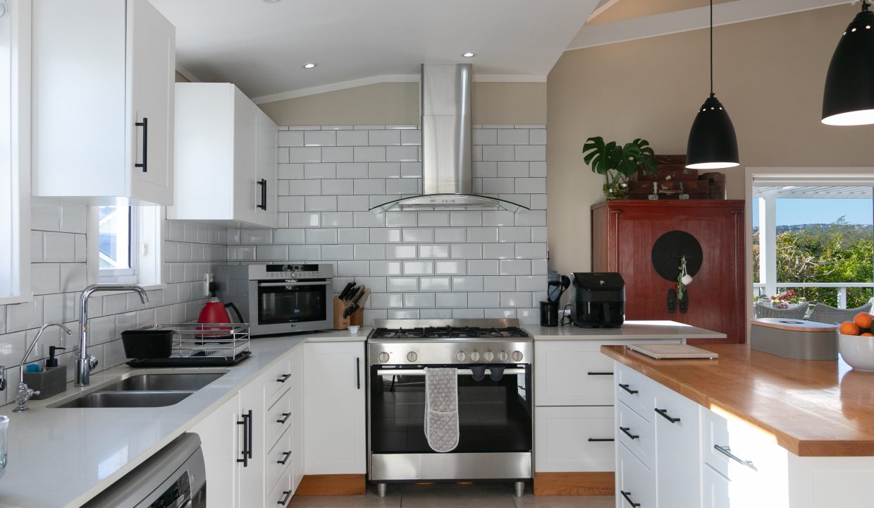 7 - Stove included in the sale